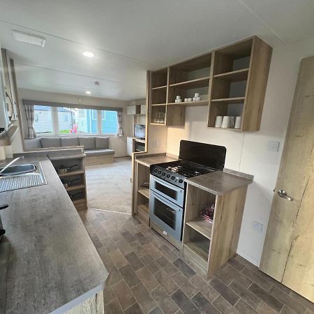 Haven Marton Mere Holiday Park Caravan In Blackpool Extérieur photo