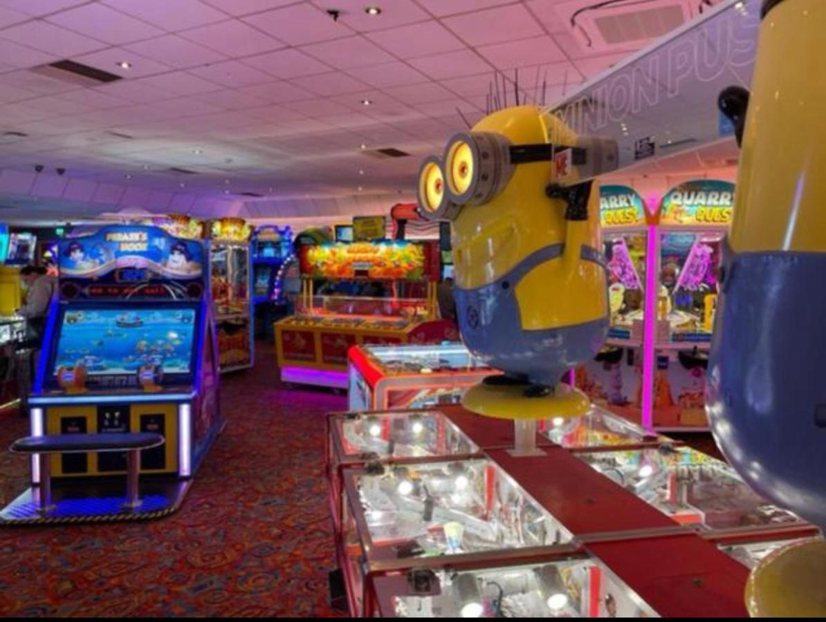 Haven Marton Mere Holiday Park Caravan In Blackpool Extérieur photo